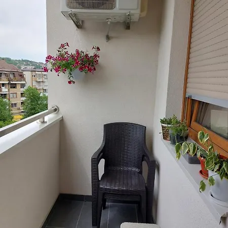 Steni Apartment *