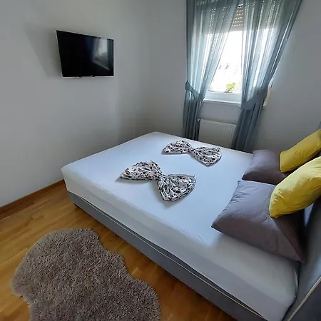 Steni Apartamento *