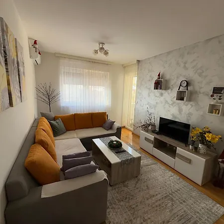 Apartment Steni